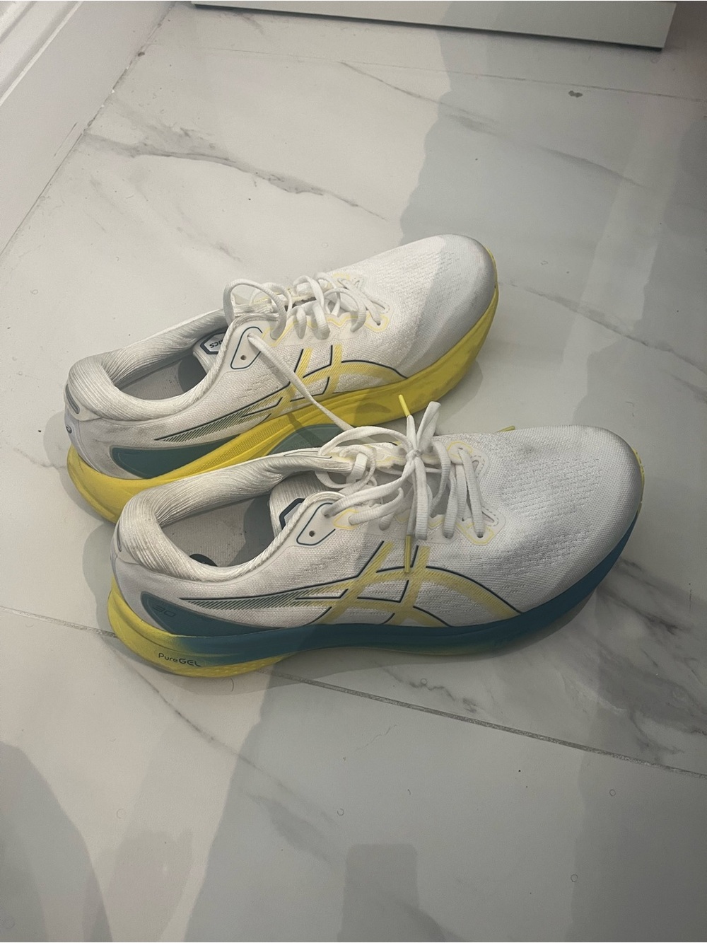 ASICS Gel-Kayano 30 White Bright Yellow